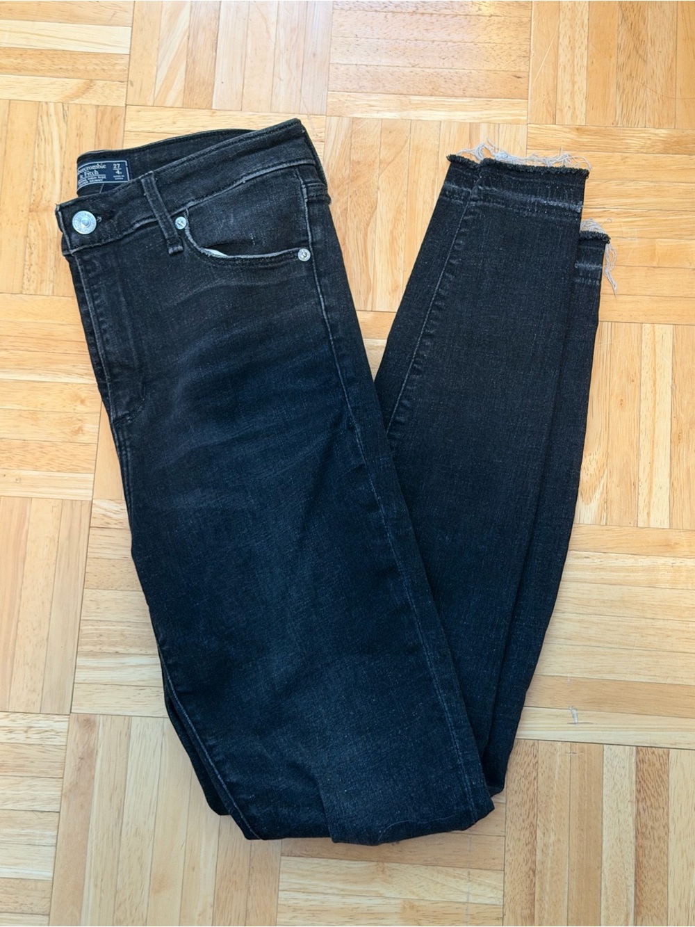 Abercrombie & Fitch Simone High Rise Super Skinny Jeans Black 27/4R